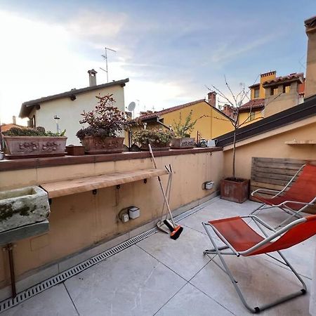 Margherita Apartment W/ Terrace ボローニャ エクステリア 写真